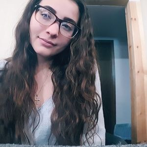 Meet your Posher, Toni